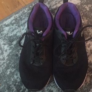 FILA work out running shoes
